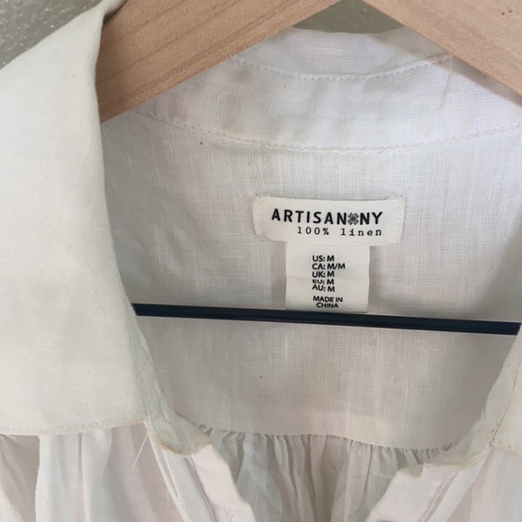 White linen shirt. Oversized - Picture 2 of 4